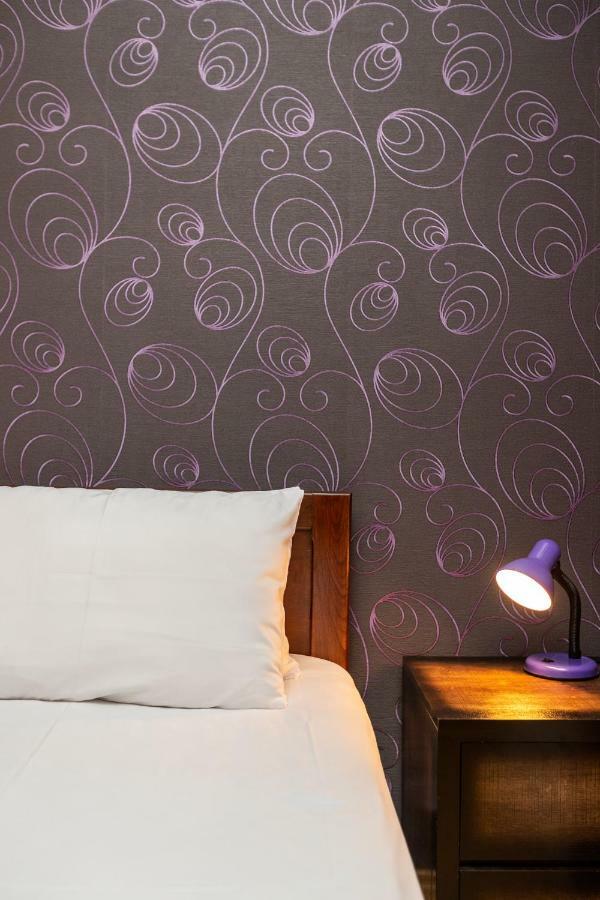 Gnn Cosy *